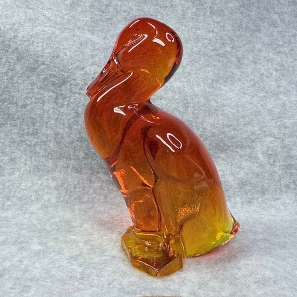 Vintage 1960s Viking Art Glass Amber Duck Epic Line Tucked Bill 4-1/2" Figurine - Picture 4 of 9